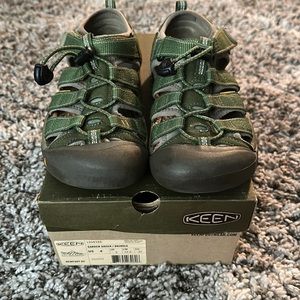 Keen Newport H2